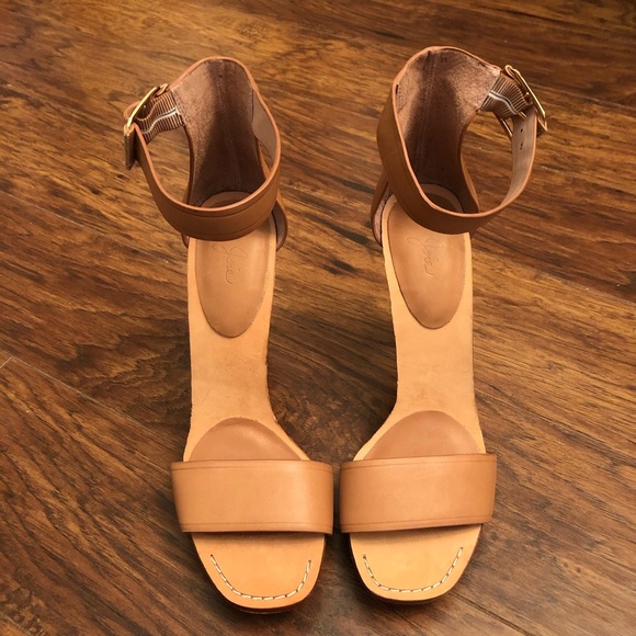 Joie Leather Wood Platform Sandal Heels - Picture 2 of 8